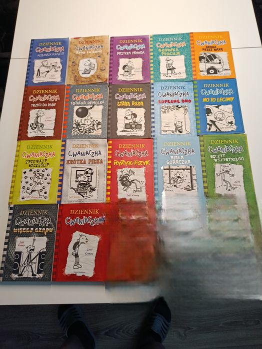 Dziennik cwaniaczka 17 książek