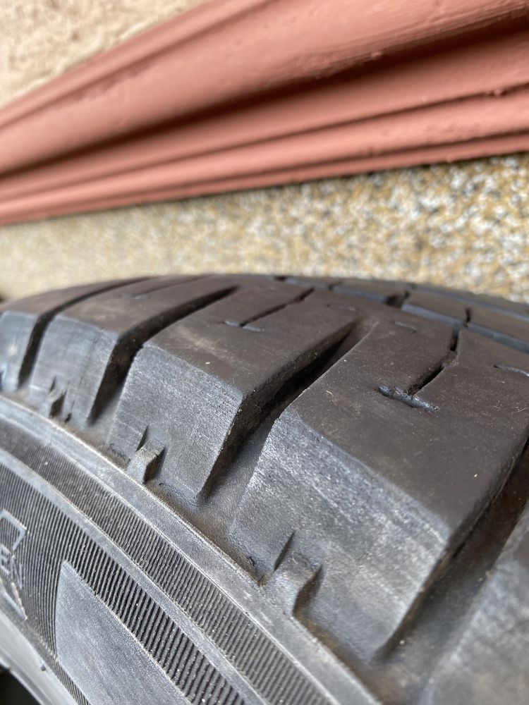 Michelin 215/65/r16 C