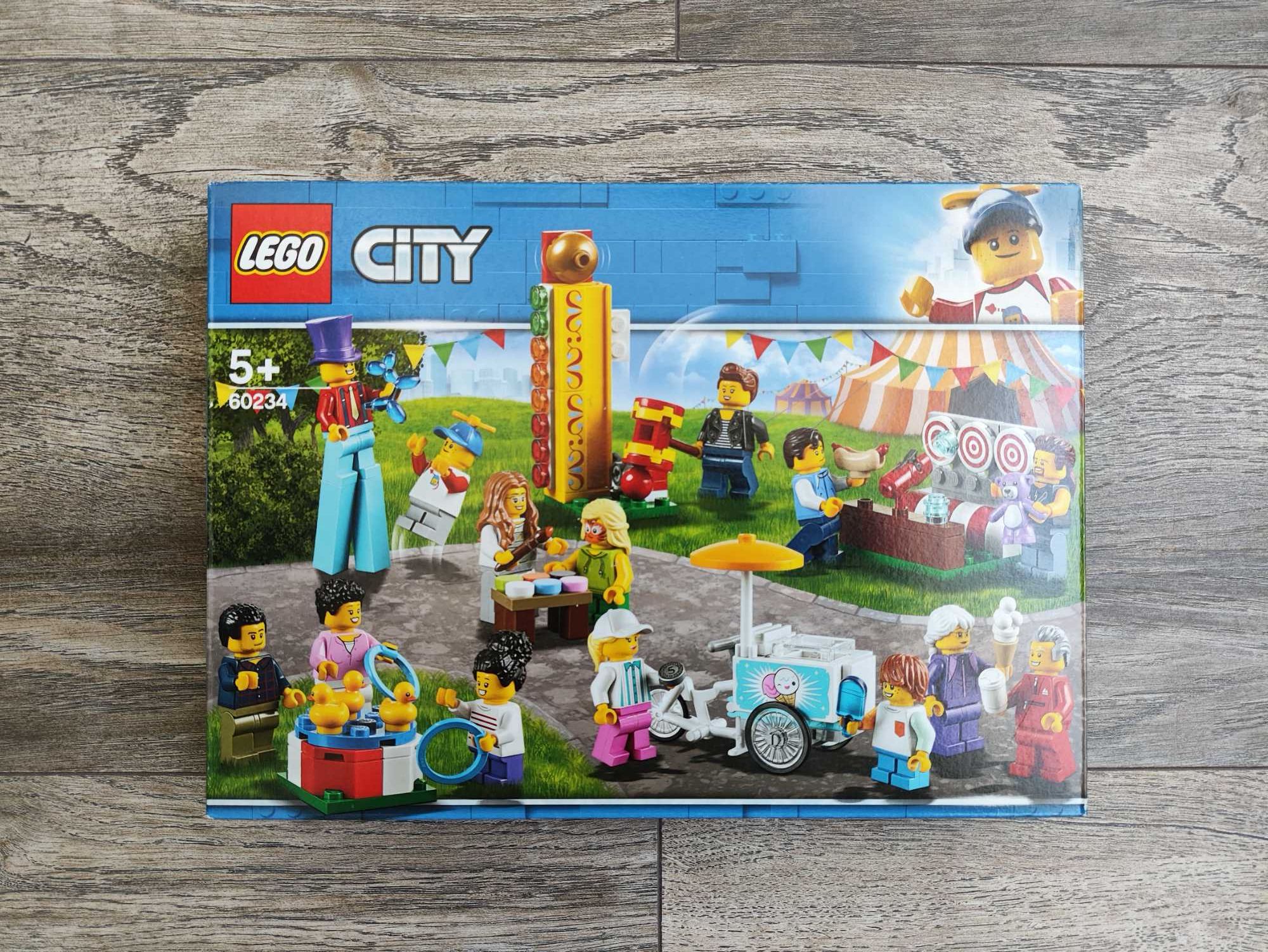 Lego (Лего) City 60234 Набір фігурок "Веселий ярмарок"