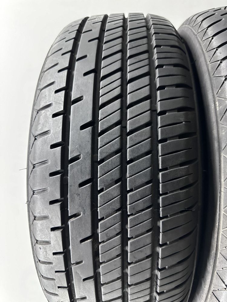 2шт бу літо цешка 205/65/R15C 8мм Hankook Radial RA 14