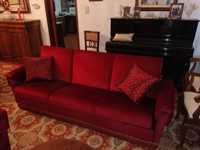 Sofá vermelho de 3 lugares + poltrona, em tecido vermelho