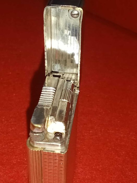 S.T. Dupont Isqueiro Prata