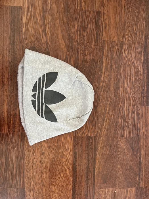 Czapka dla dziecka szara ocieplana 5/6 lat