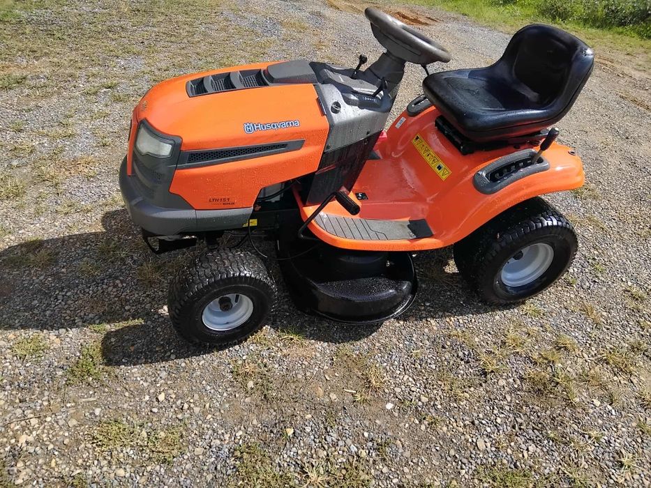 Trator corta relva com 15 cv husqvarna