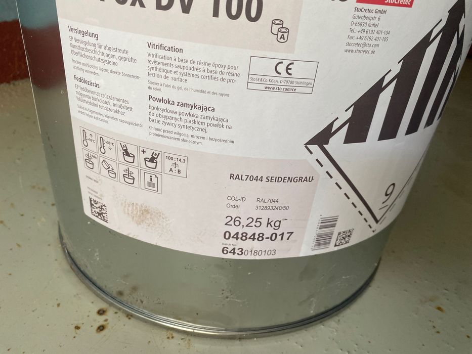 StoPox DV 100 - Barwiona żywica epoksydowa zamykająca opak. 30kg