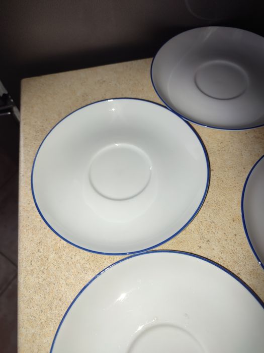 Śliczny stary zestaw sześciu spodków porcelana Książ