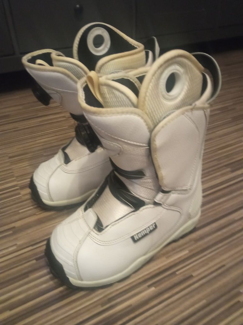 Buty snowboardowe 37