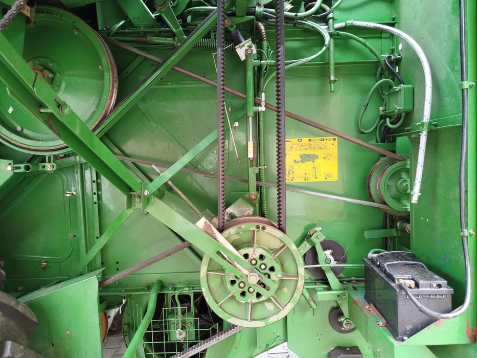 Комбайн зернозбиральний John Deere 1055, 1157. Джон Дір 1055