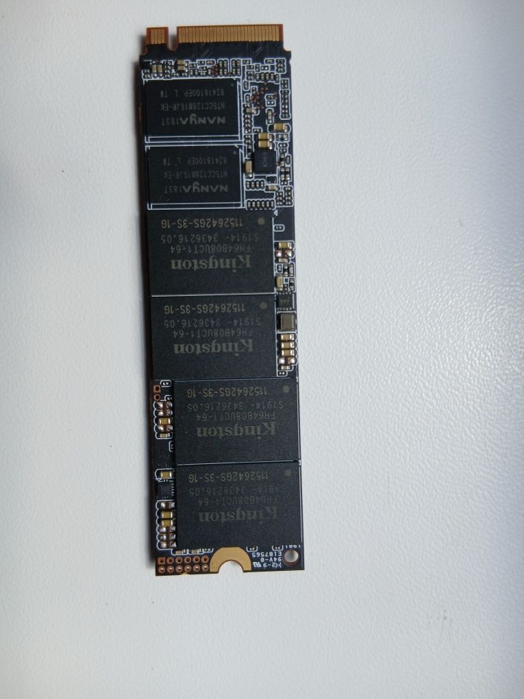 Продам SSD Kingston KC2000 500Gb