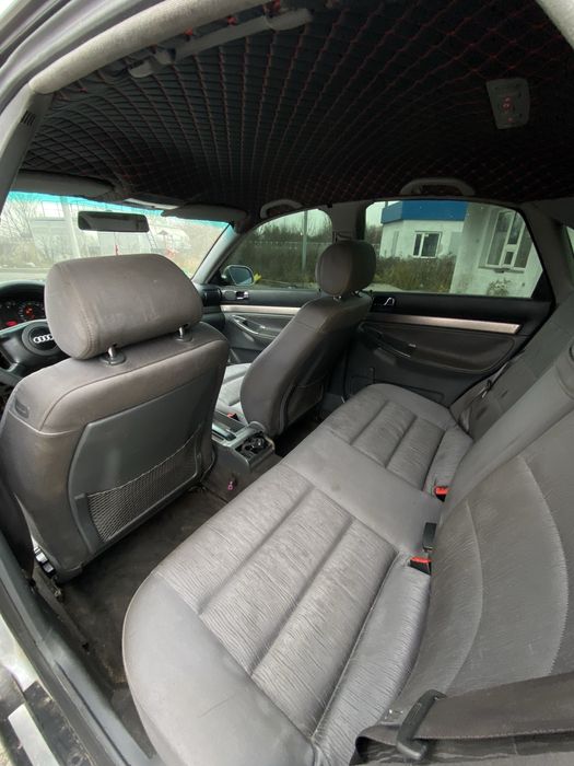 Audi A4 1.6 бензин