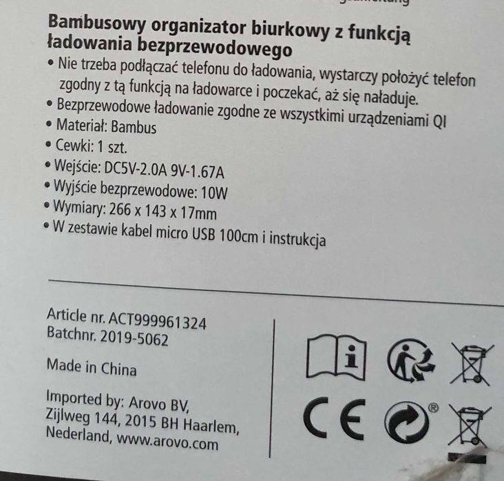 Organizer biurkowy z ładowarką bezprzewodową. Nowy. Na prezent.