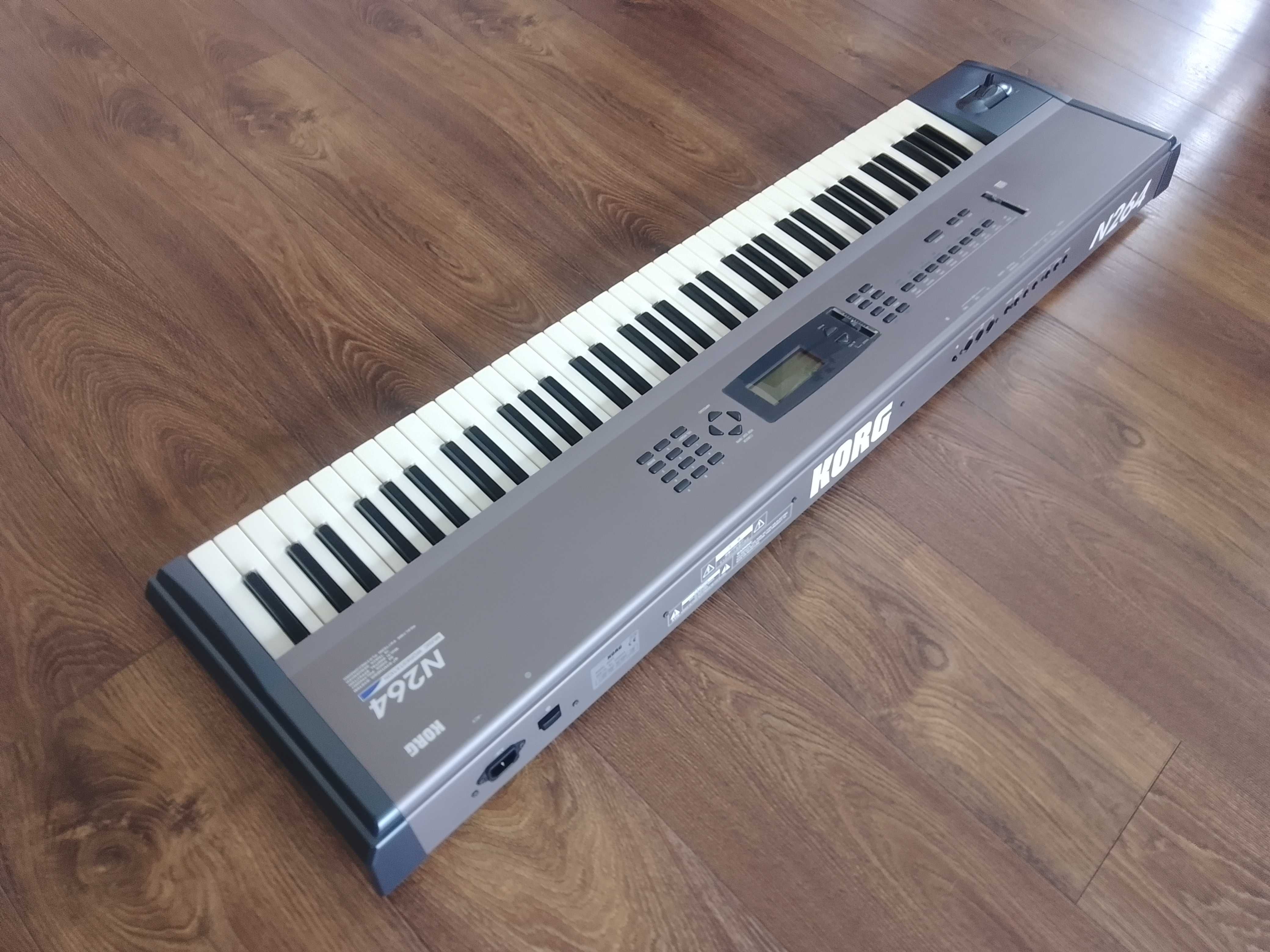 Korg N264 plus hardcase
