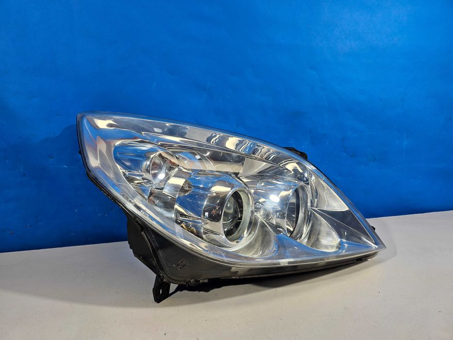 Opel Vectra C Lift FL Lampa Przód Przednia Prawa H7 Europa Valeo IGŁA