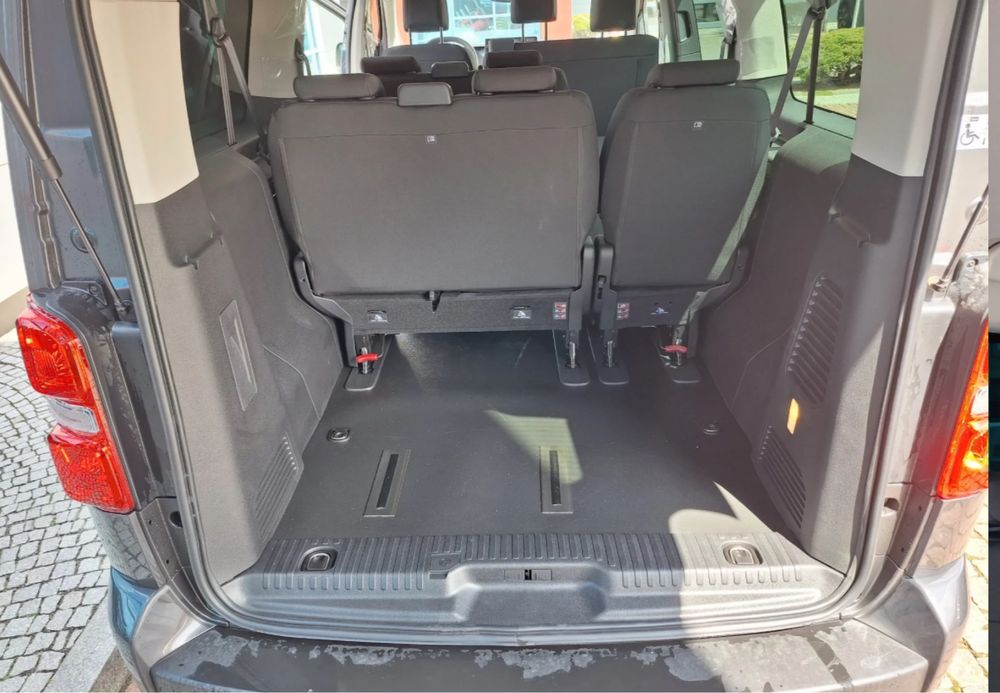 Nowy 2025 bus 9 osób  wynajem Wolne Terminy Automat Peugeot Traveler