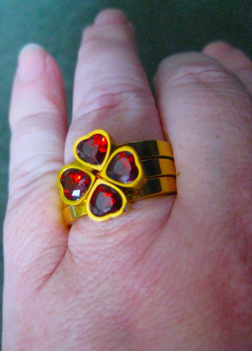 Anel Aço Trevo Triplo NOVO: 2 Cores e 2 Tamanhos - SALDO