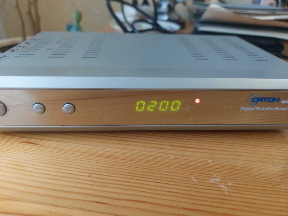 Супутниковий тюнер ресівер ORTON 4100c, б.в.