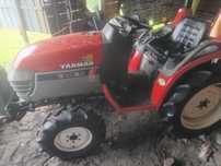 Traktorek Yanmar  z pługiem