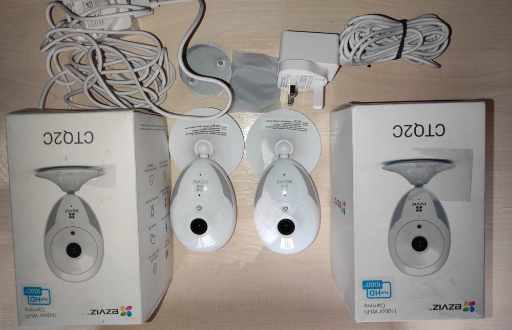 Монокуляр нічного бачення, камера ezviz, активні навушники і ще дещо