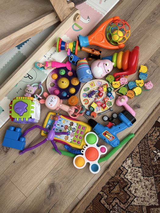 Бізікуб 30*30 видра fisher price лот іграшок бізіборд бизикуб