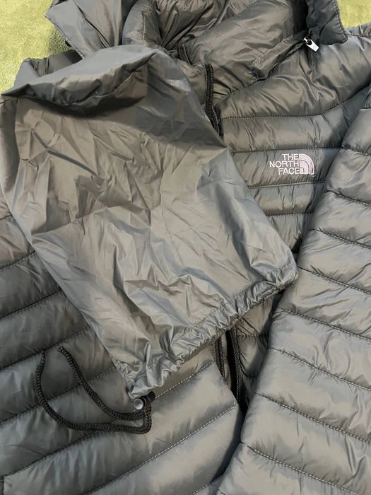 Оригінальна тепла пухова куртка The north face!