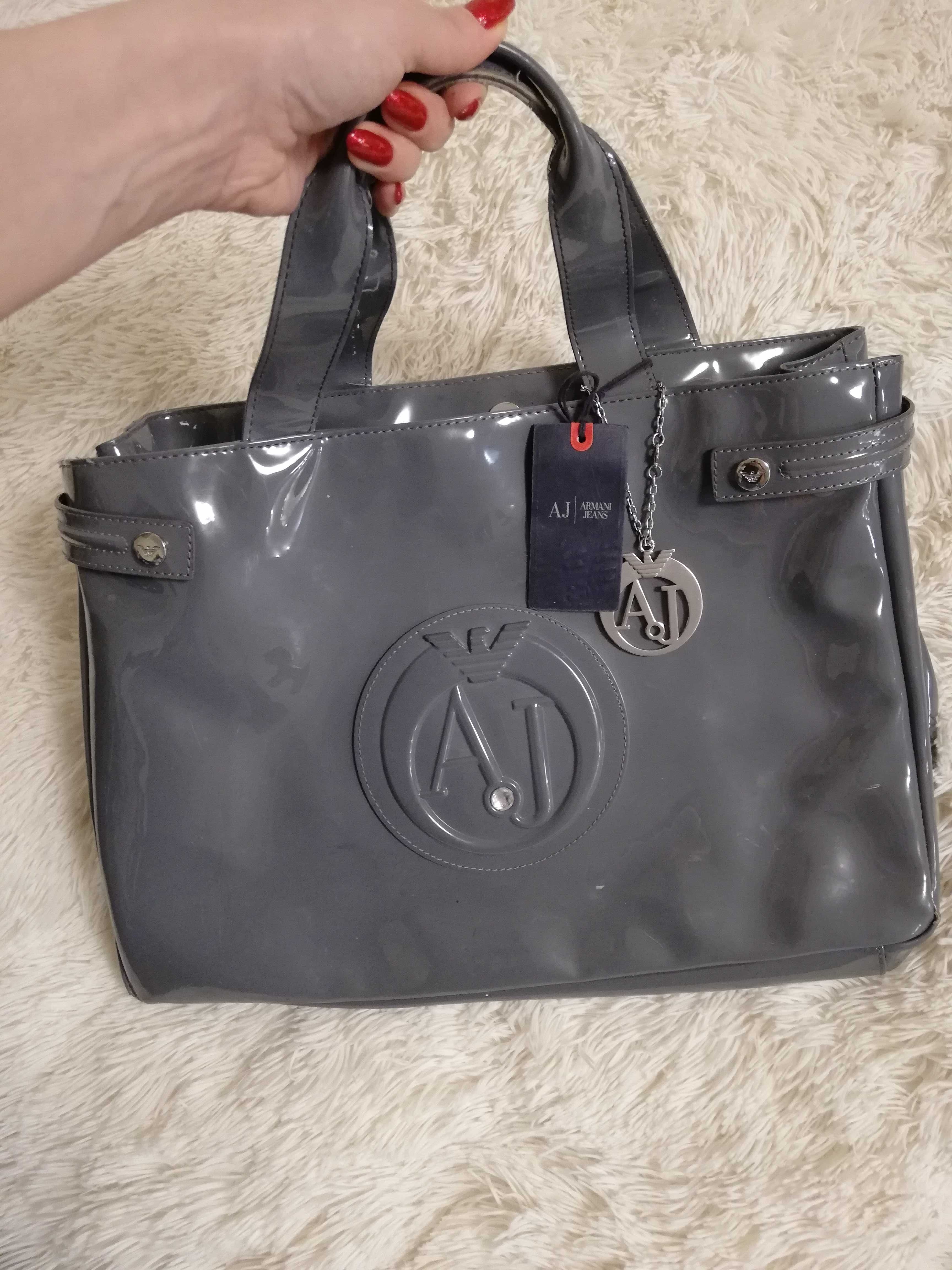 torebka AJ Armani Jeans lakierowana szara