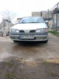 Nissan.    primera