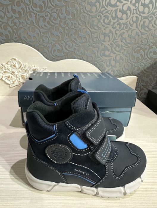 Geox зима хлопчику р 24 25 26