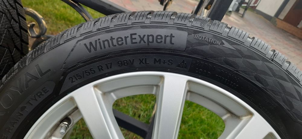 Тітани з Шинами 5/112, 215/55/R17 Зимові