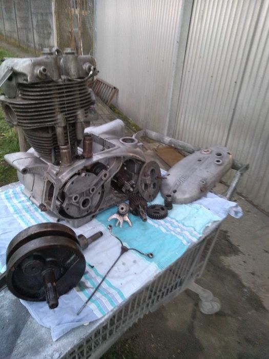 junak m10 wał  inne części