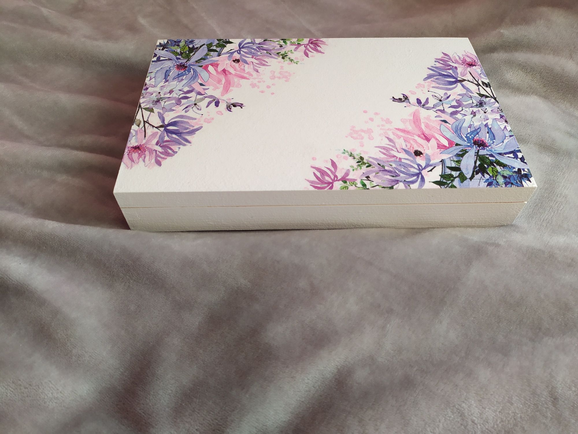Drewniane pudełko na zdjęcia i pendrive, album ślubny, kwiaty,