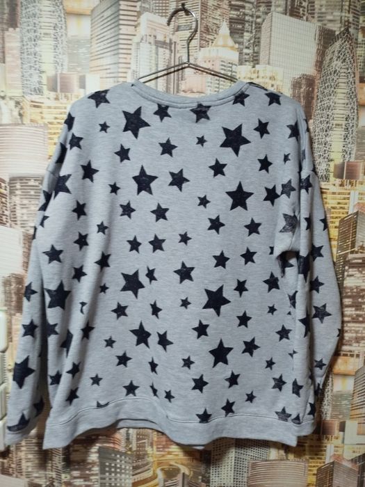 толстовка тепла зручна