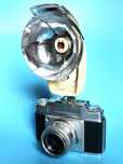 Aparat fotograficzny: Agfa „AMBI SILETTE” plus lampa błyskowa- Agfalux
