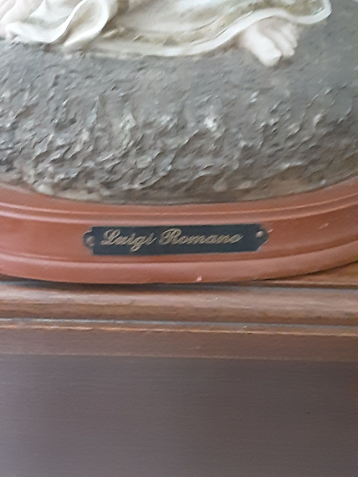 Nossa Senhora em rezina  com menino ao colo