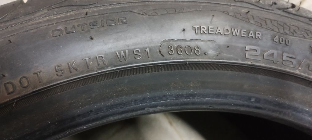 245/40R17 2szt opony letnie syron