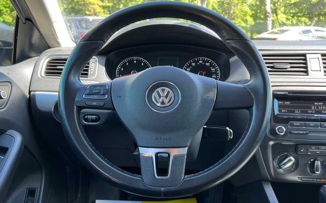 Volkswagen Jetta 2014