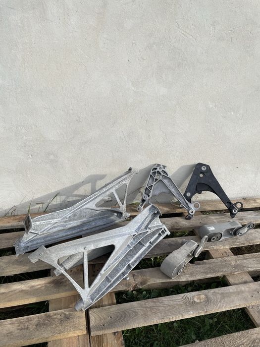 Кронштейн мотора бмв і3 подушка мотора bmw i3 ричаг мотора bmw i3