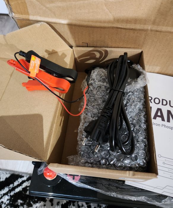 Akumulator lifepo4 12v Nowy z ładowarką