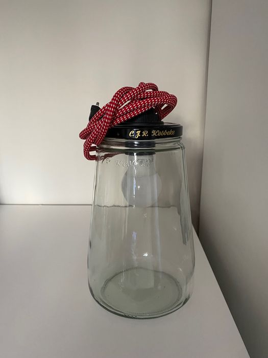 Candeeiro / lanterna com fio de tecido encarnado 25€€