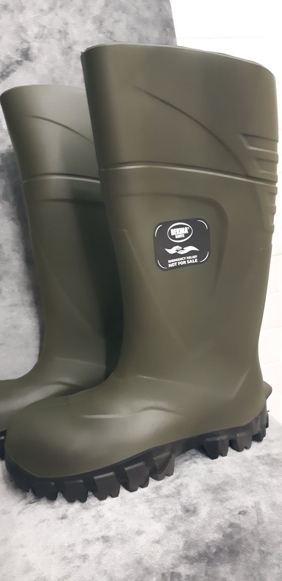 Нові гумові чоботи Bekina boots з захищеним носком(метал)