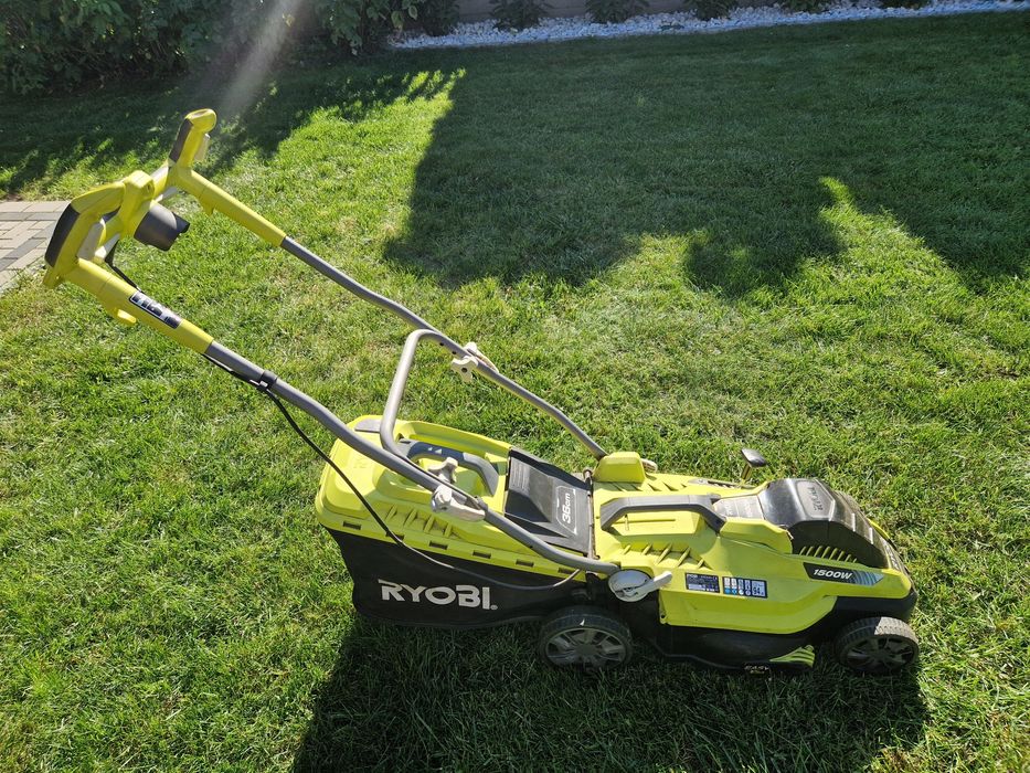 Kosiarka Ryobi RLM15E36H