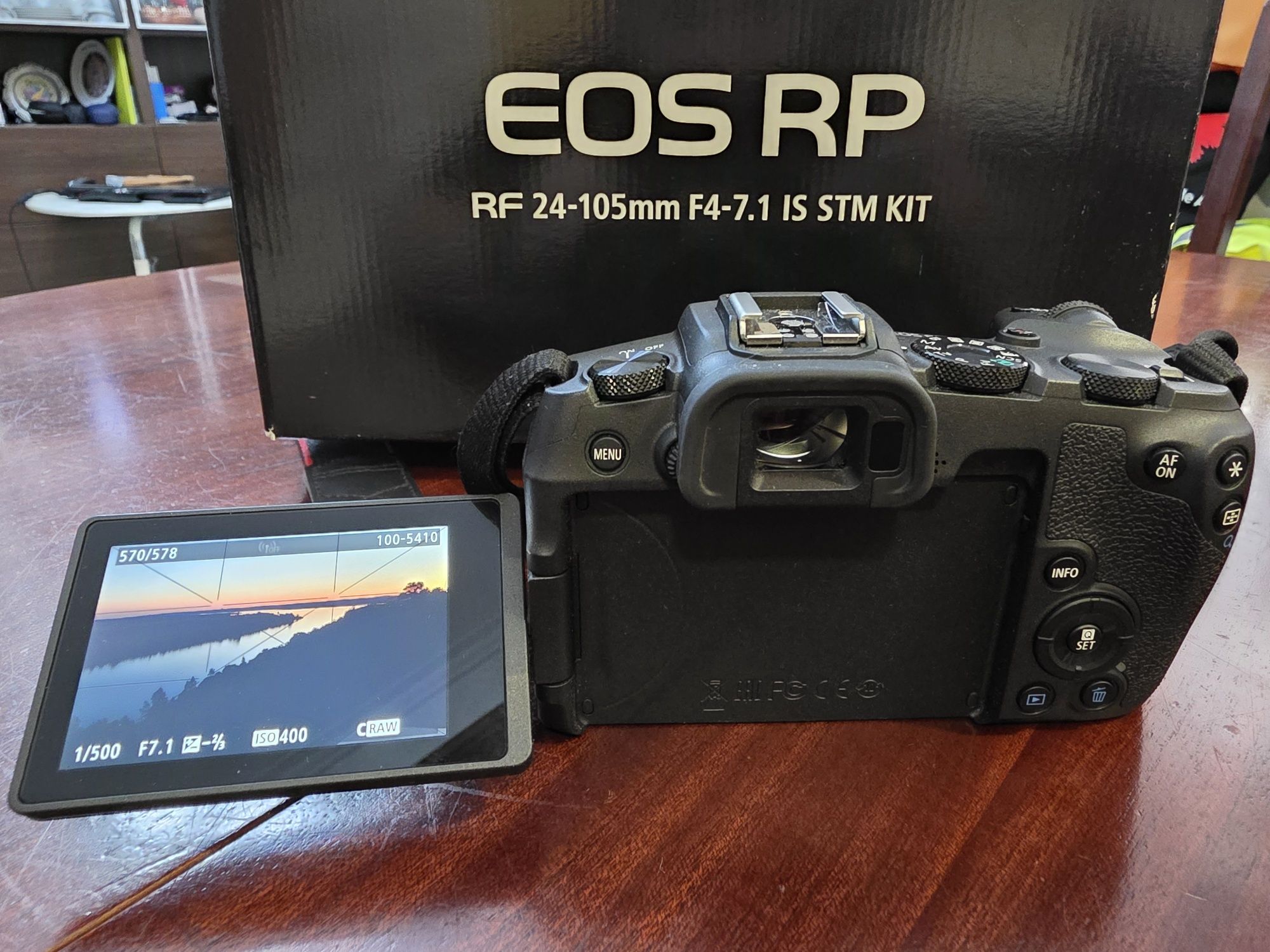 Canon RP + RF 24-105 mm