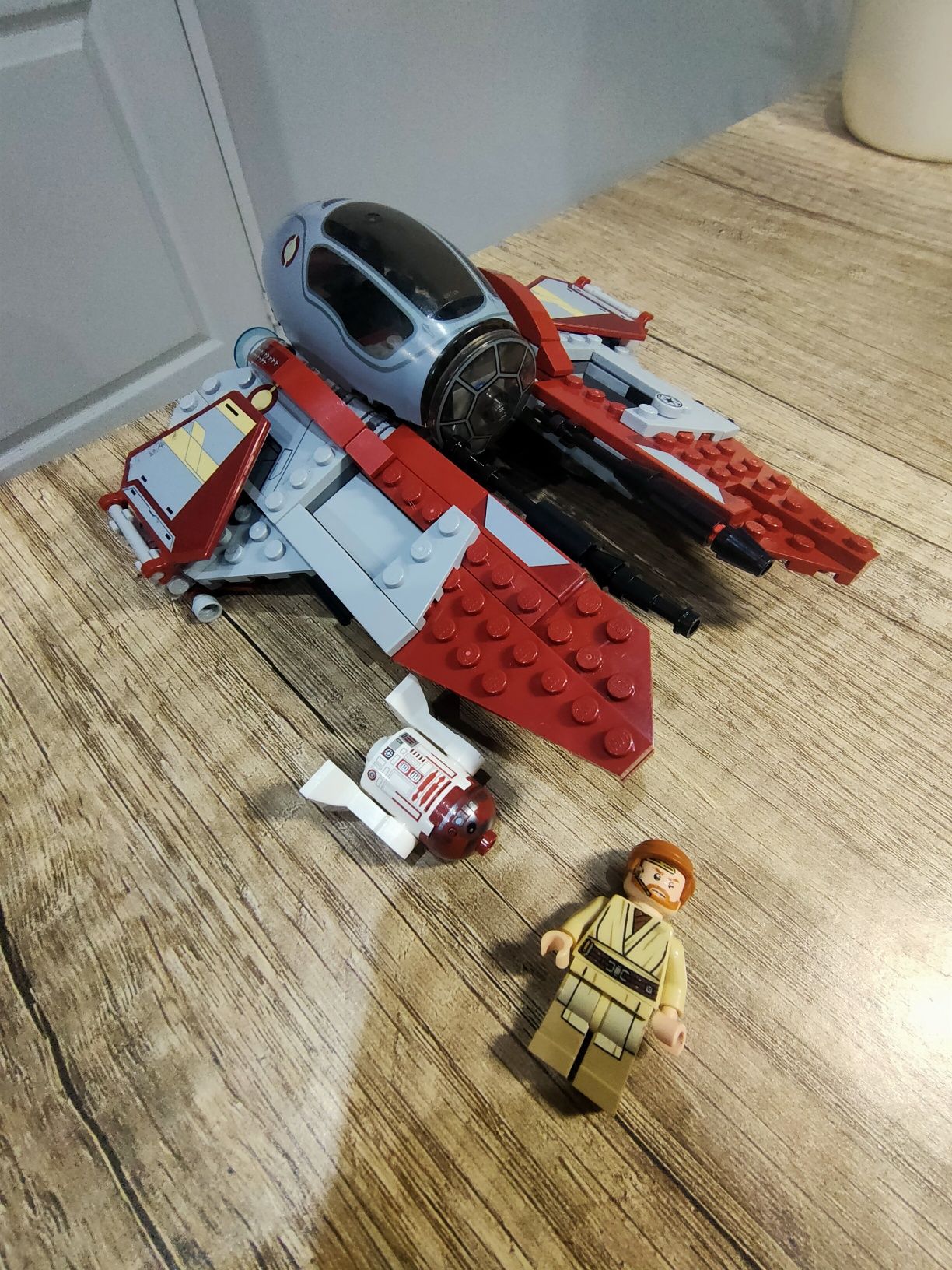 Lego 75135 star wars interceptor obi wana 2.             
Stan bardzo