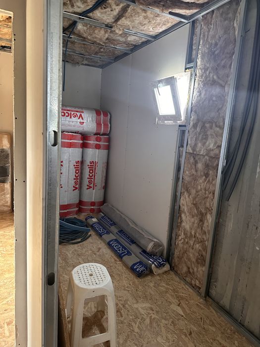 Casa contentor por acabar