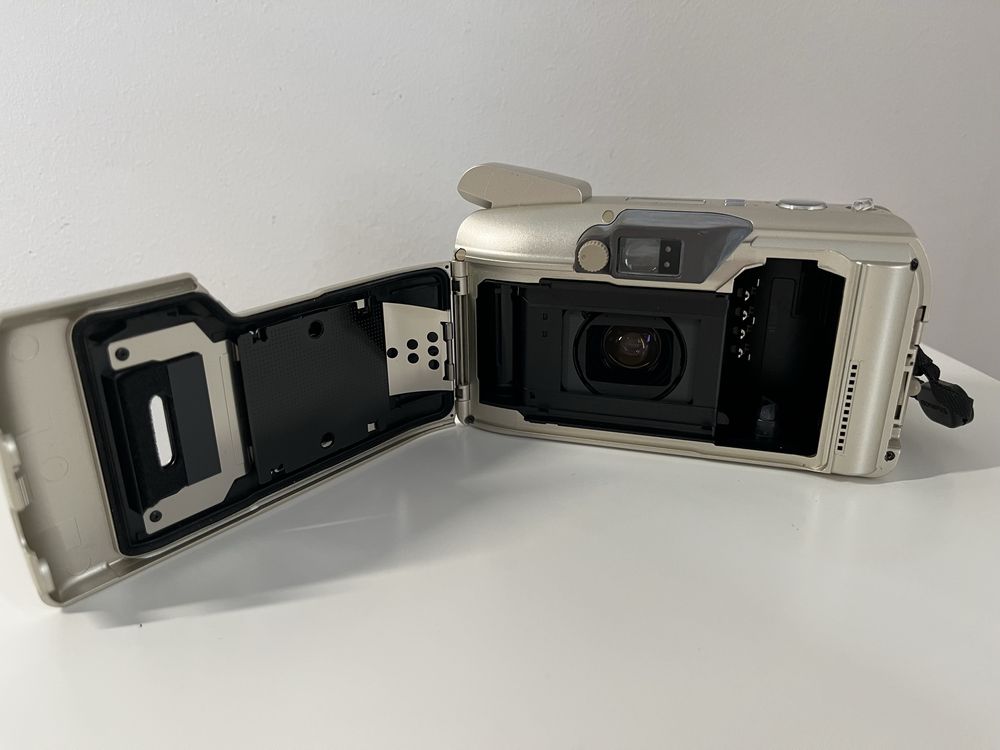 Olympus stylus epic zoom 170 camera