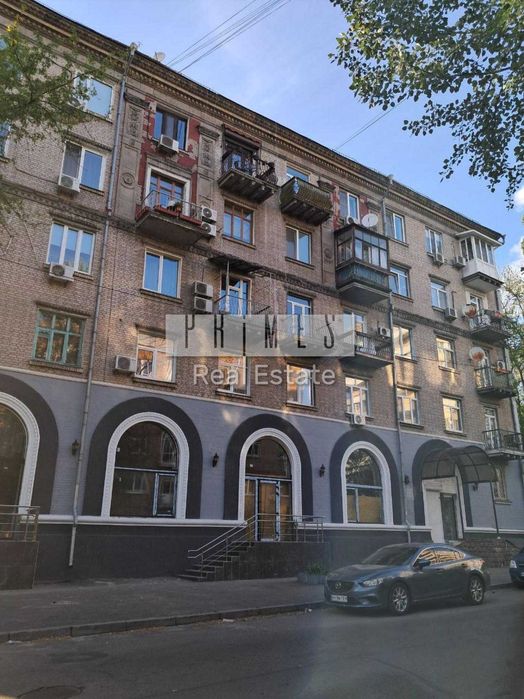 Продам 3-х кімнатну квартиру 73 м2 Сталінка  Лукянівка Шевченківський