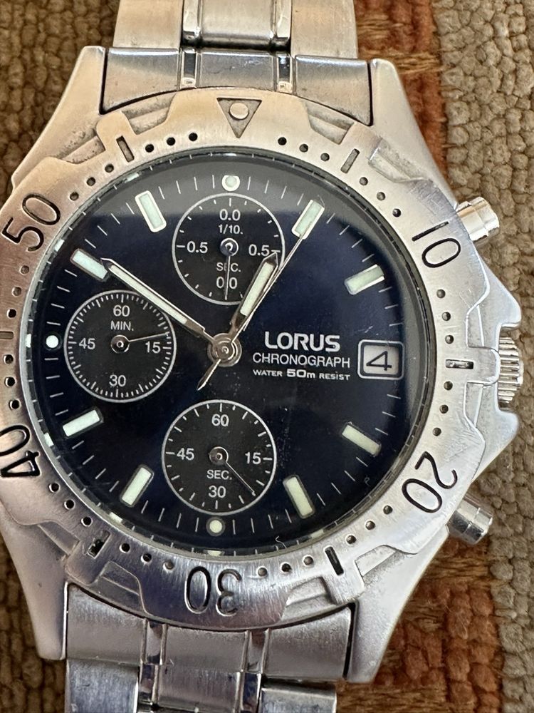 Продам годинник Lorus