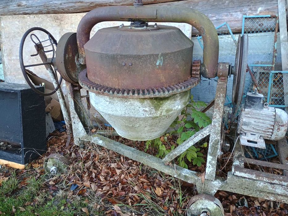 Betoniarka 250 l po remoncie!