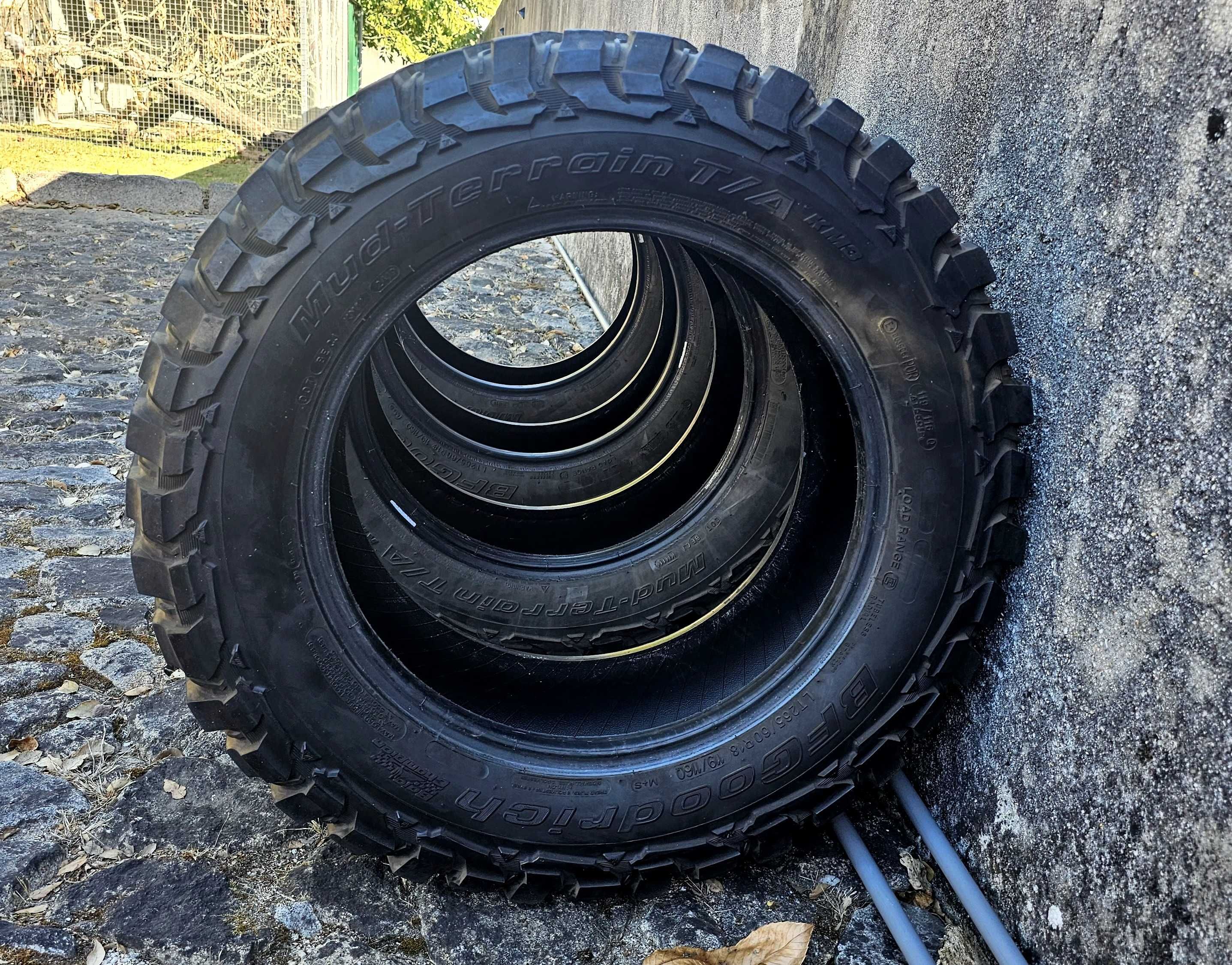 Pneus bfgoodrich mud terrain t/a km3 medida 265/60 R18