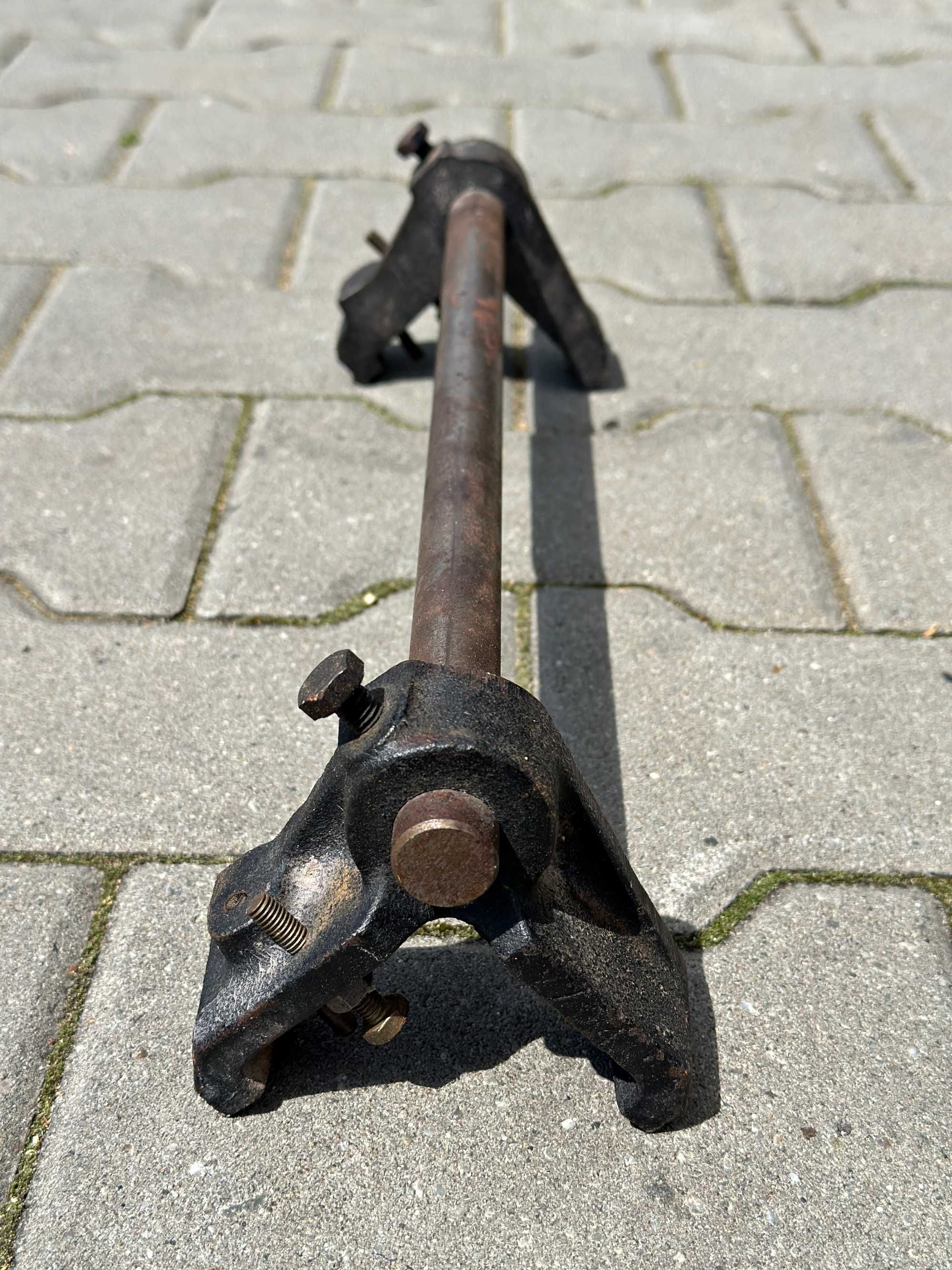 A331. Ustawiacz noży w grubościówce 410 mm