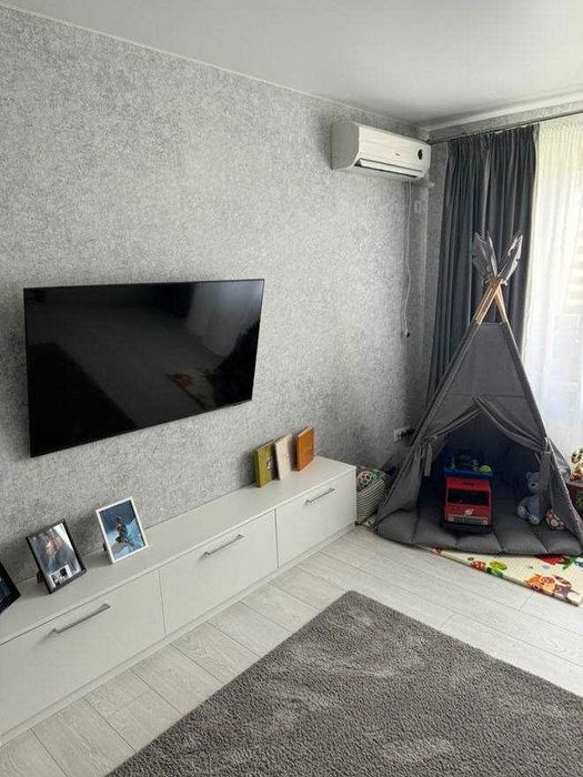 3к. кв., євроремонт, Машівка, центр!